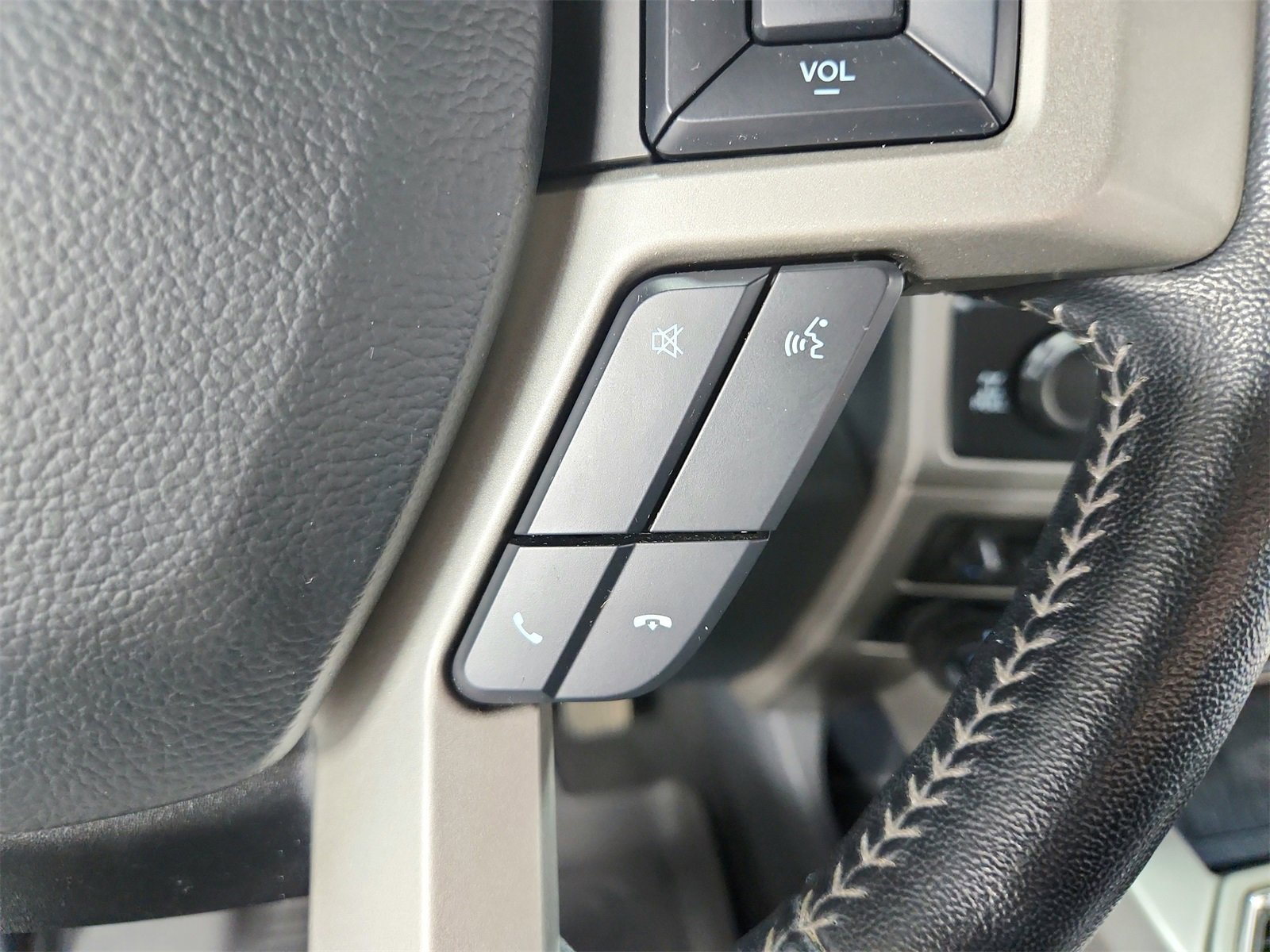 Used 2022 Ford F250 Lariat w/ Lariat Ultimate Package image 24