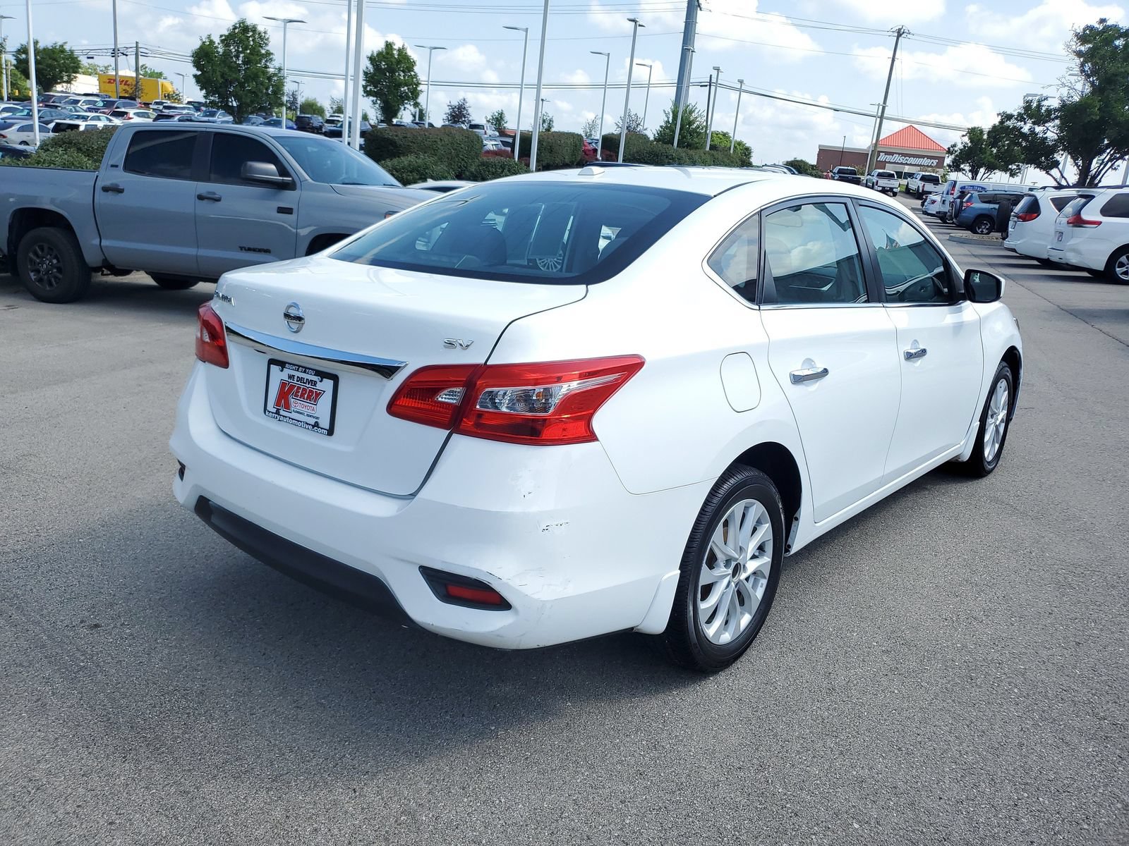 Used 2019 Nissan Sentra SV FWD image 4