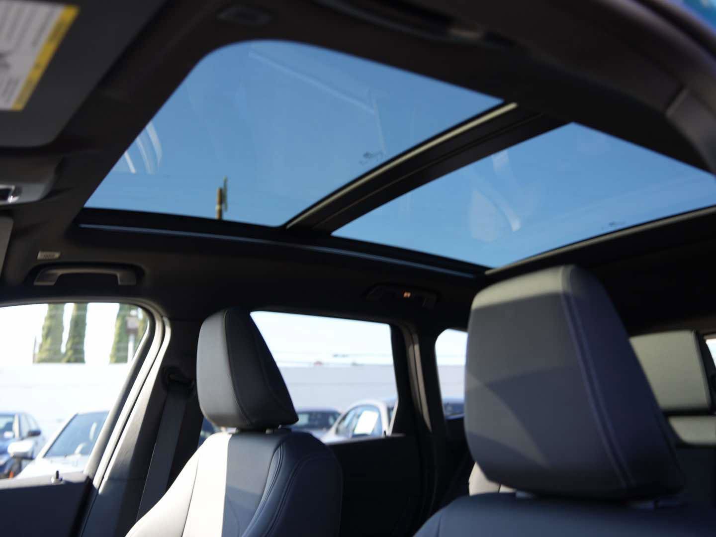 Used 2023 BMW X1 xDrive28i w/ Convenience Package AWD/4WD image 13