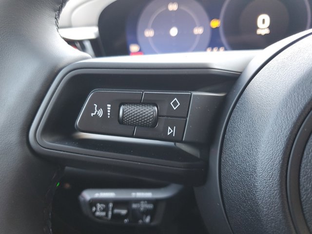 Used 2025 Porsche Macan Electric image 29