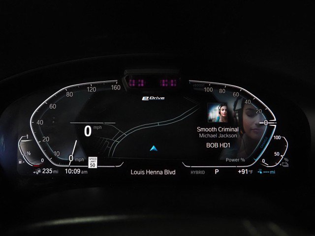 Used 2021 BMW 530e w/ Premium Package w/ Premium Package RWD image 19