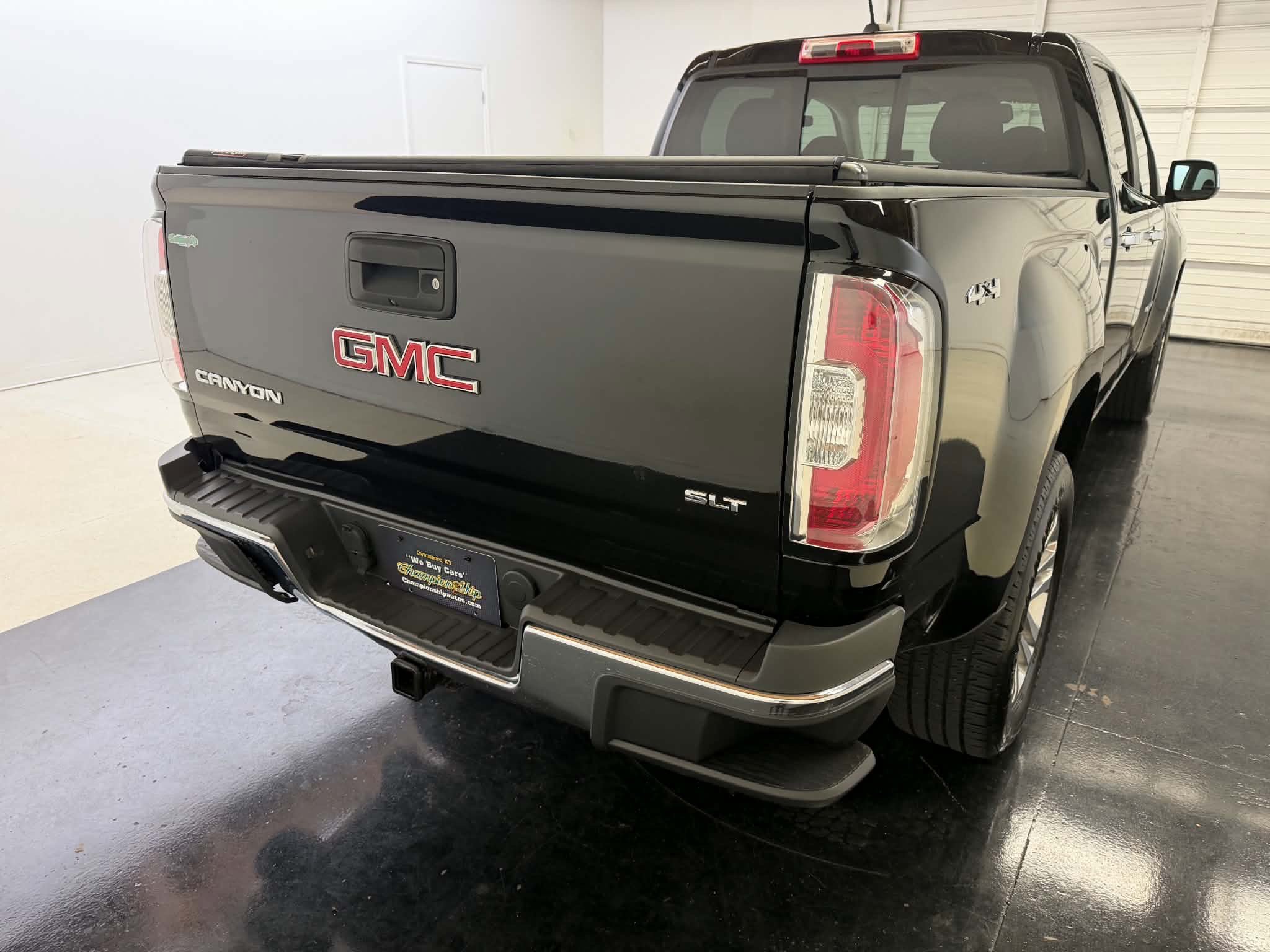 Used 2015 GMC Canyon SLT w/ Driver Alert Package AWD/4WD image 30