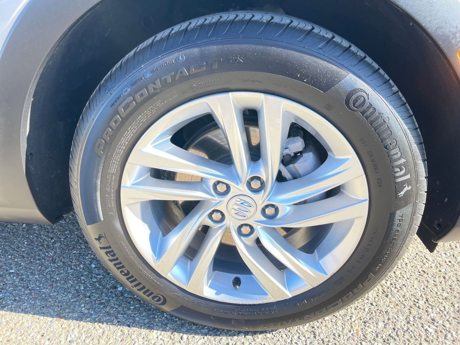 Used 2025 Buick Envista Preferred image 31