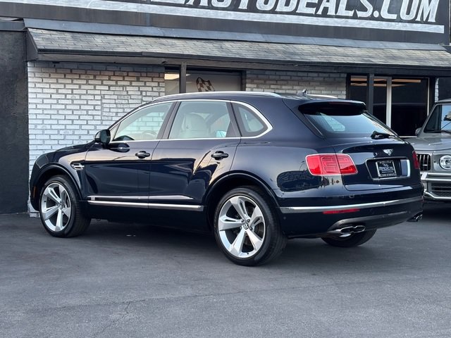 Used 2019 Bentley Bentayga AWD/4WD image 22