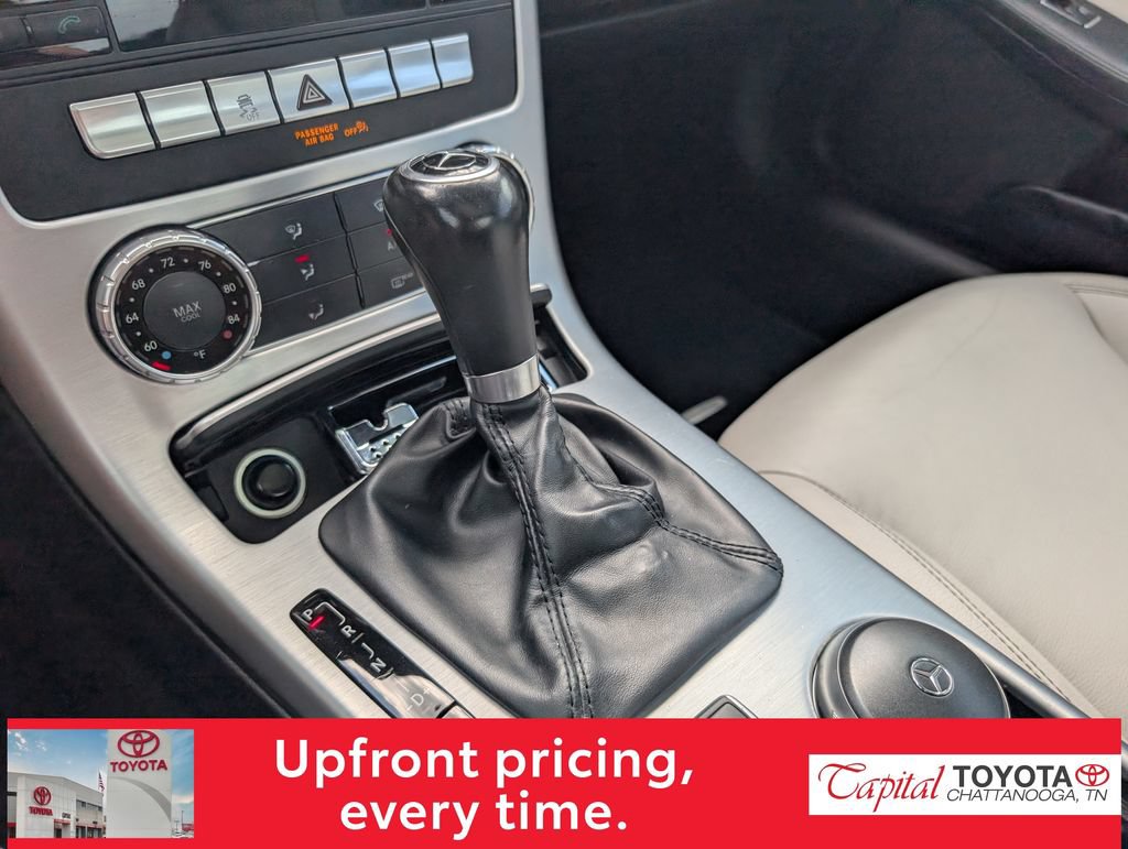 Used 2013 Mercedes-Benz SLK 250 image 19
