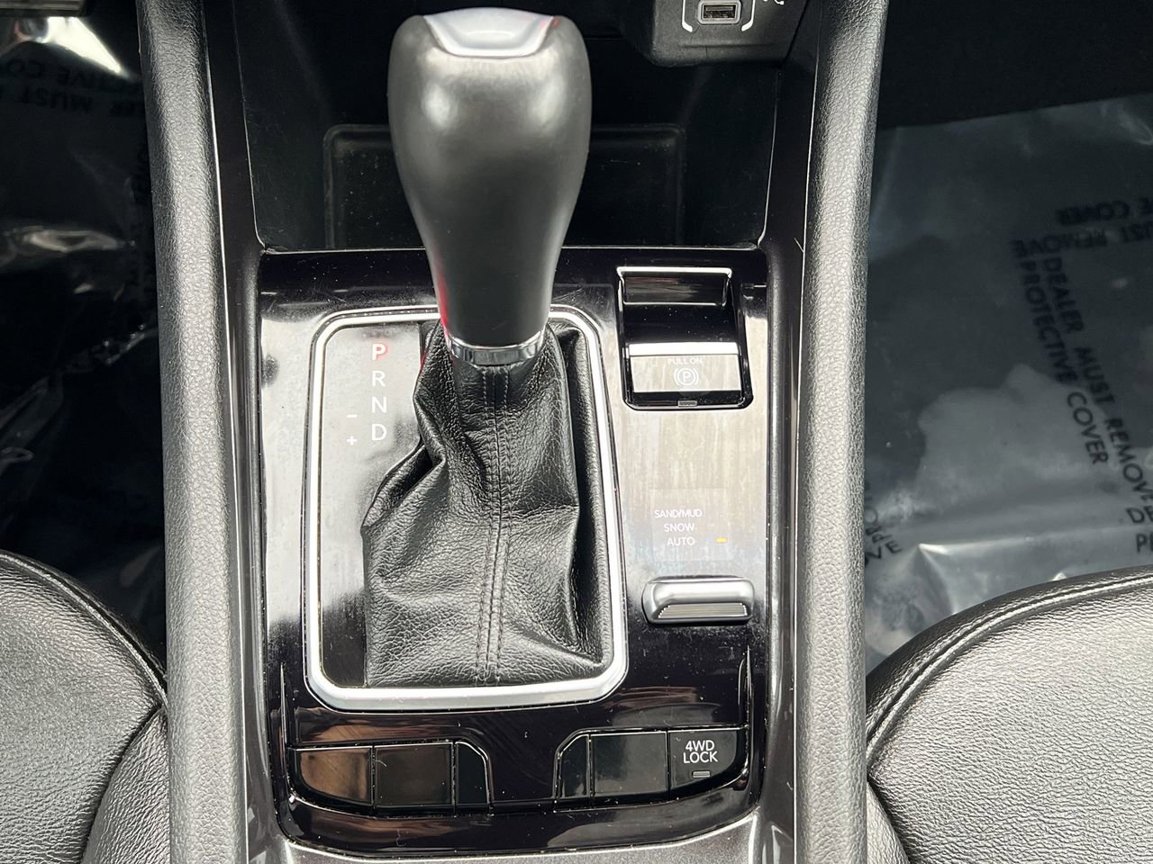 Used 2024 Jeep Compass Latitude image 8