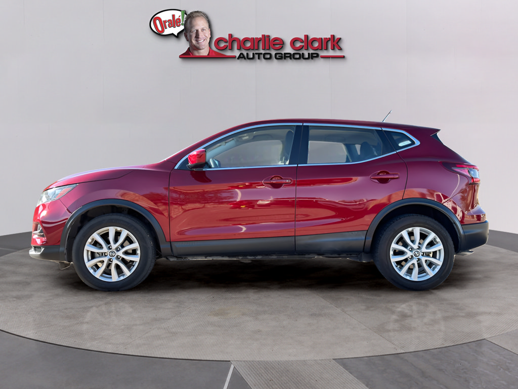 Used 2020 Nissan Rogue Sport S w/ Appearance Package FWD image 2