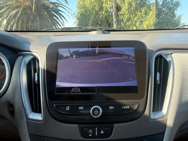 Used 2021 Chevrolet Malibu LS image 23