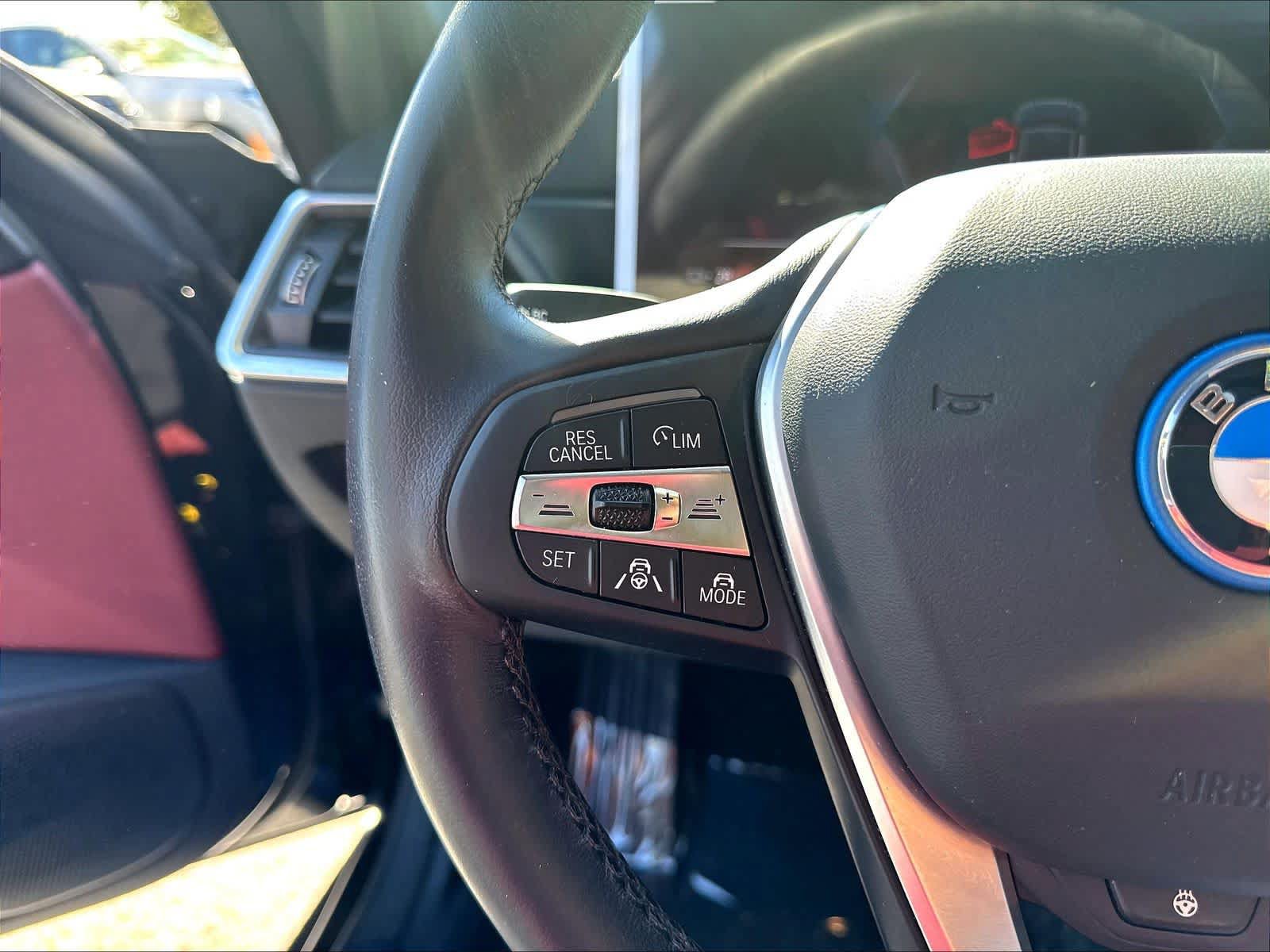 Used 2023 BMW i4 eDrive40 RWD image 13
