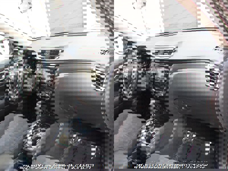 Used 2016 Nissan Rogue SV image 21