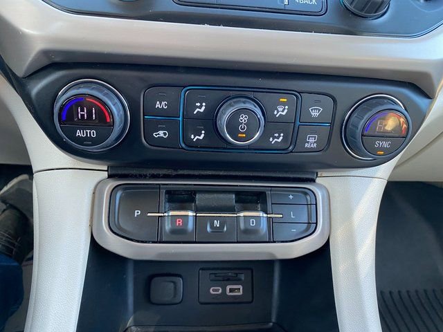 Used 2023 GMC Acadia Denali w/ Black Diamond Edition image 23