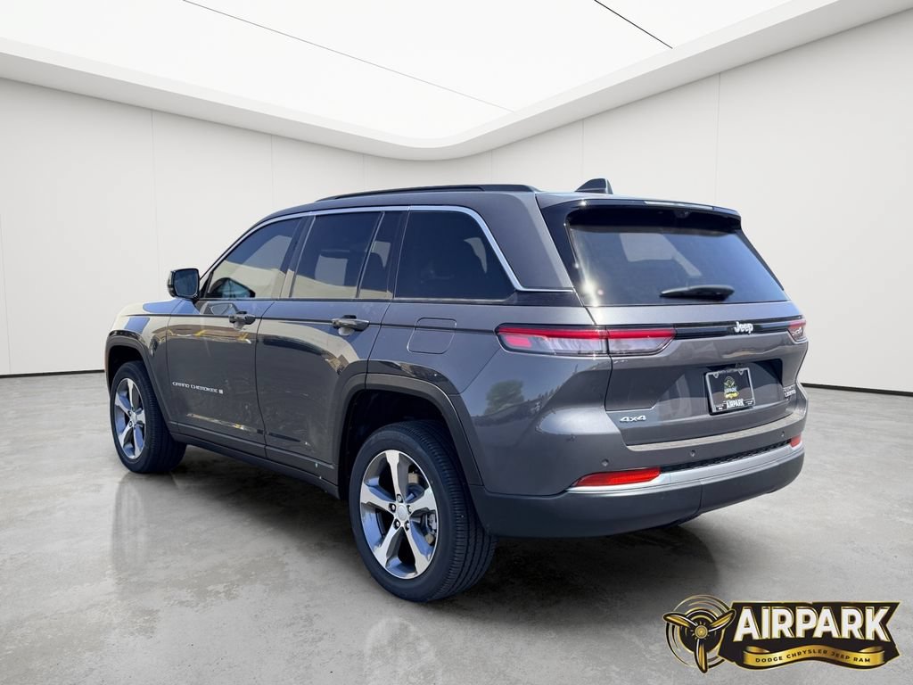 New 2026 Jeep Grand Cherokee Limited w/ Luxury Tech Group II AWD/4WD image 6