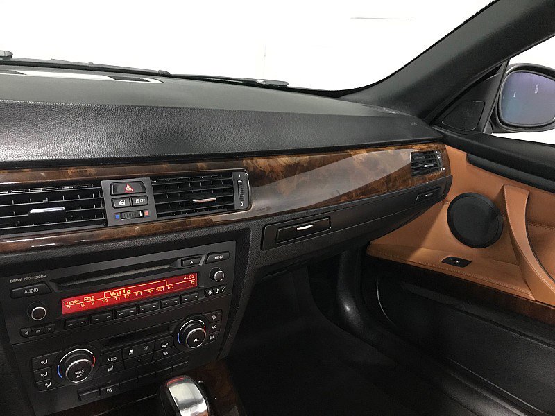 Used 2013 BMW 328i Convertible RWD image 30