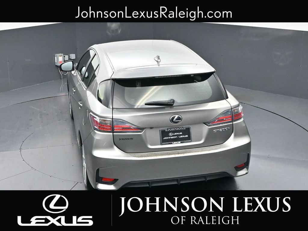 Used 2017 Lexus CT 200h image 27