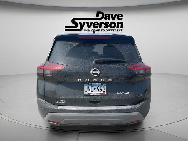 Used 2023 Nissan Rogue SV image 5