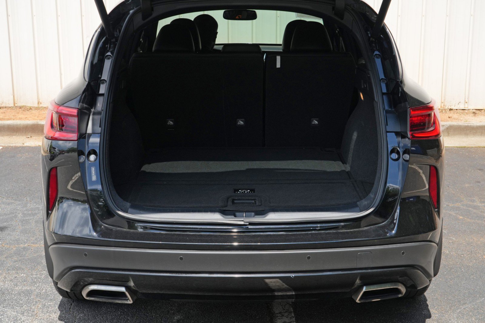 Used 2020 INFINITI QX50 Essential w/ Edition 30 Package FWD image 9