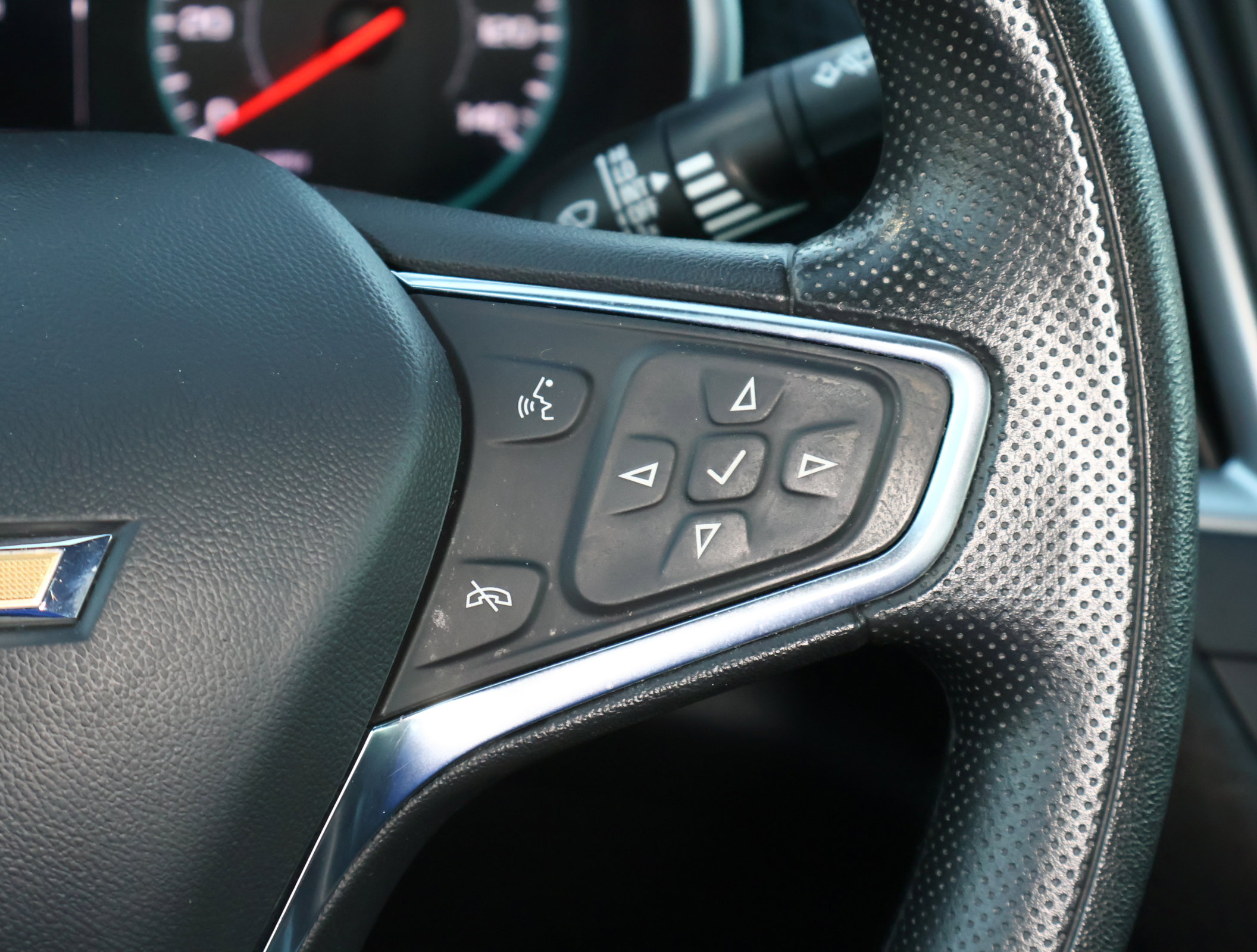 Used 2025 Chevrolet Malibu LT image 14