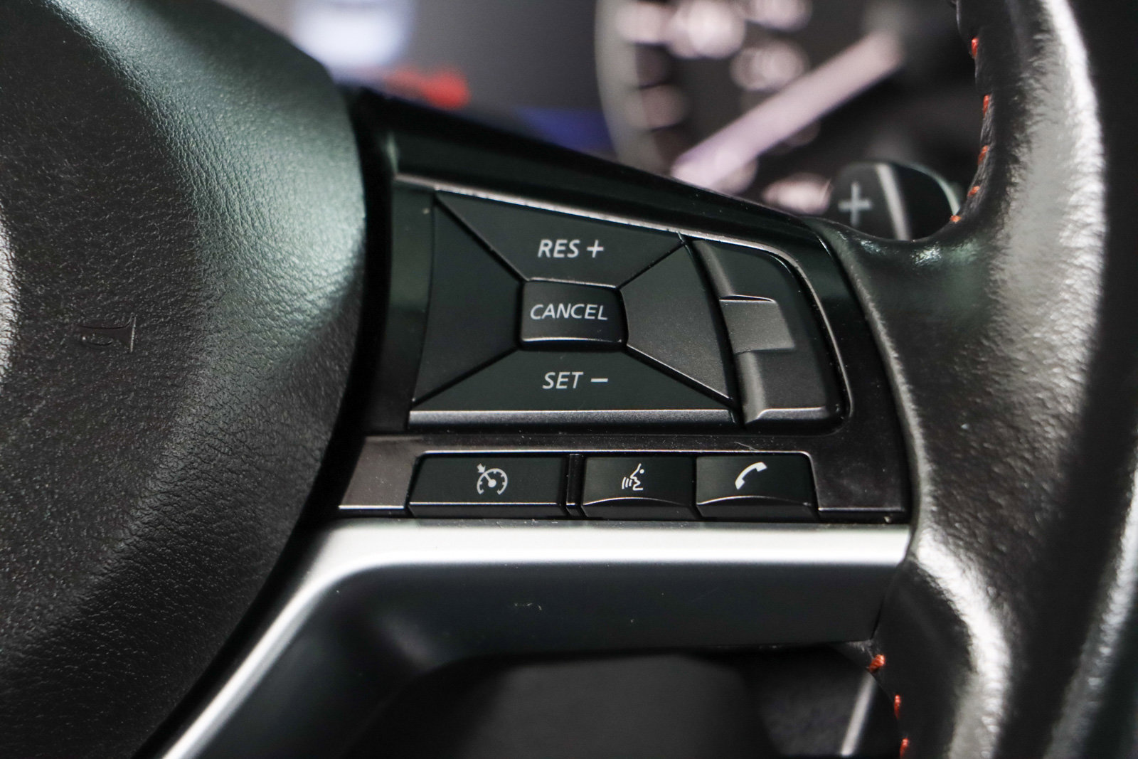 Used 2024 Nissan Altima 2.5 SR image 14