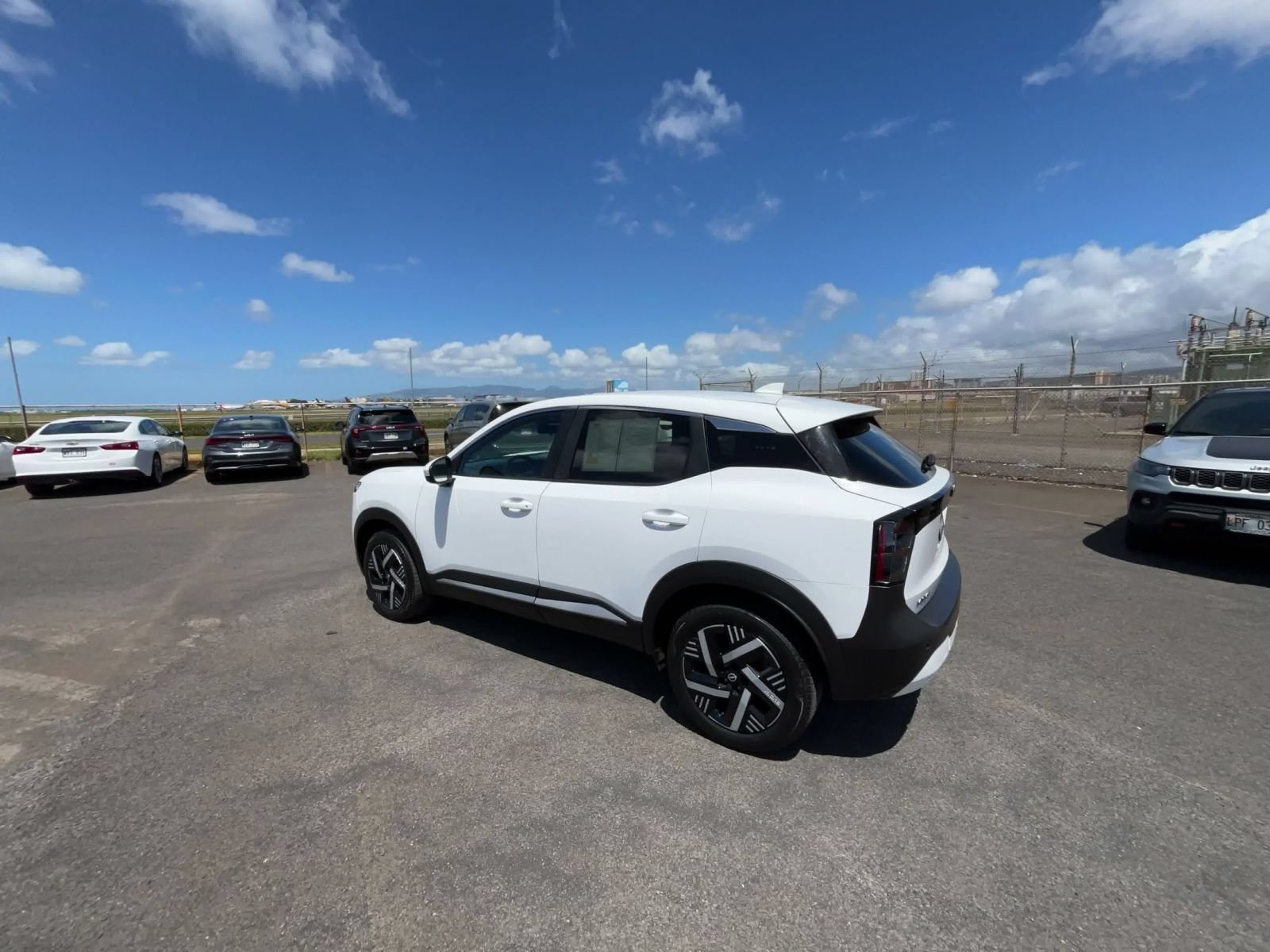 Used 2025 Nissan Kicks SV FWD image 10