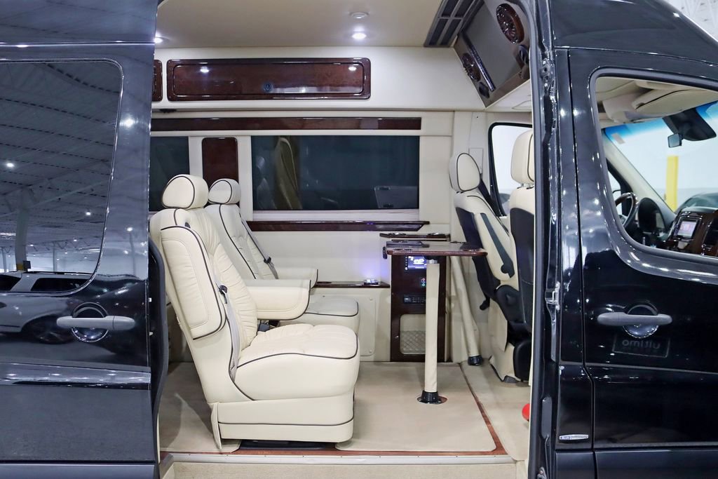 Used 2015 Mercedes-Benz Sprinter 3500 image 21