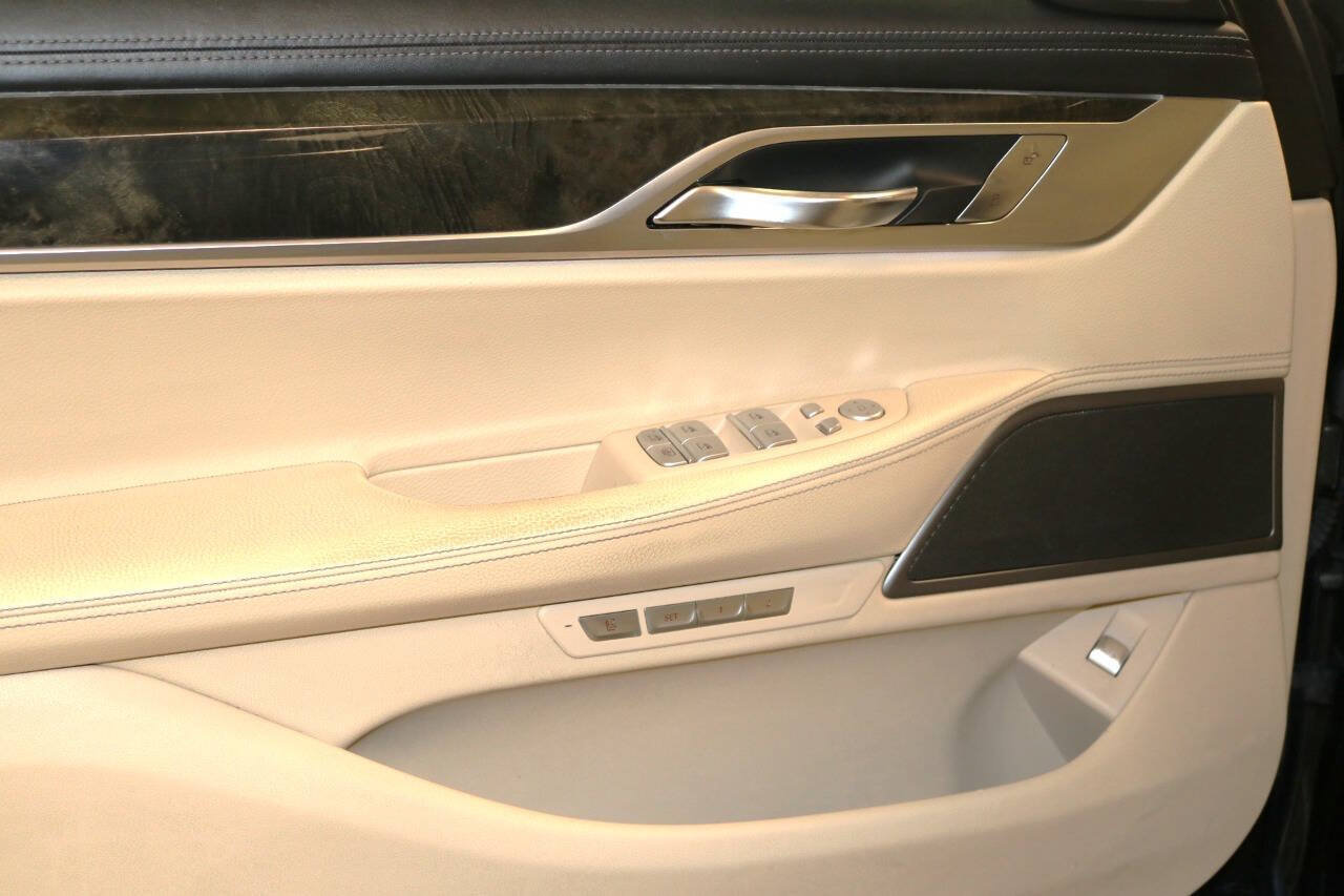 Used 2016 BMW 740i RWD image 68