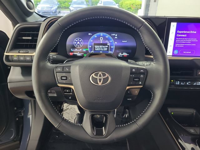 Used 2025 Toyota Crown Signia w/ Advanced Technology Package AWD/4WD image 27