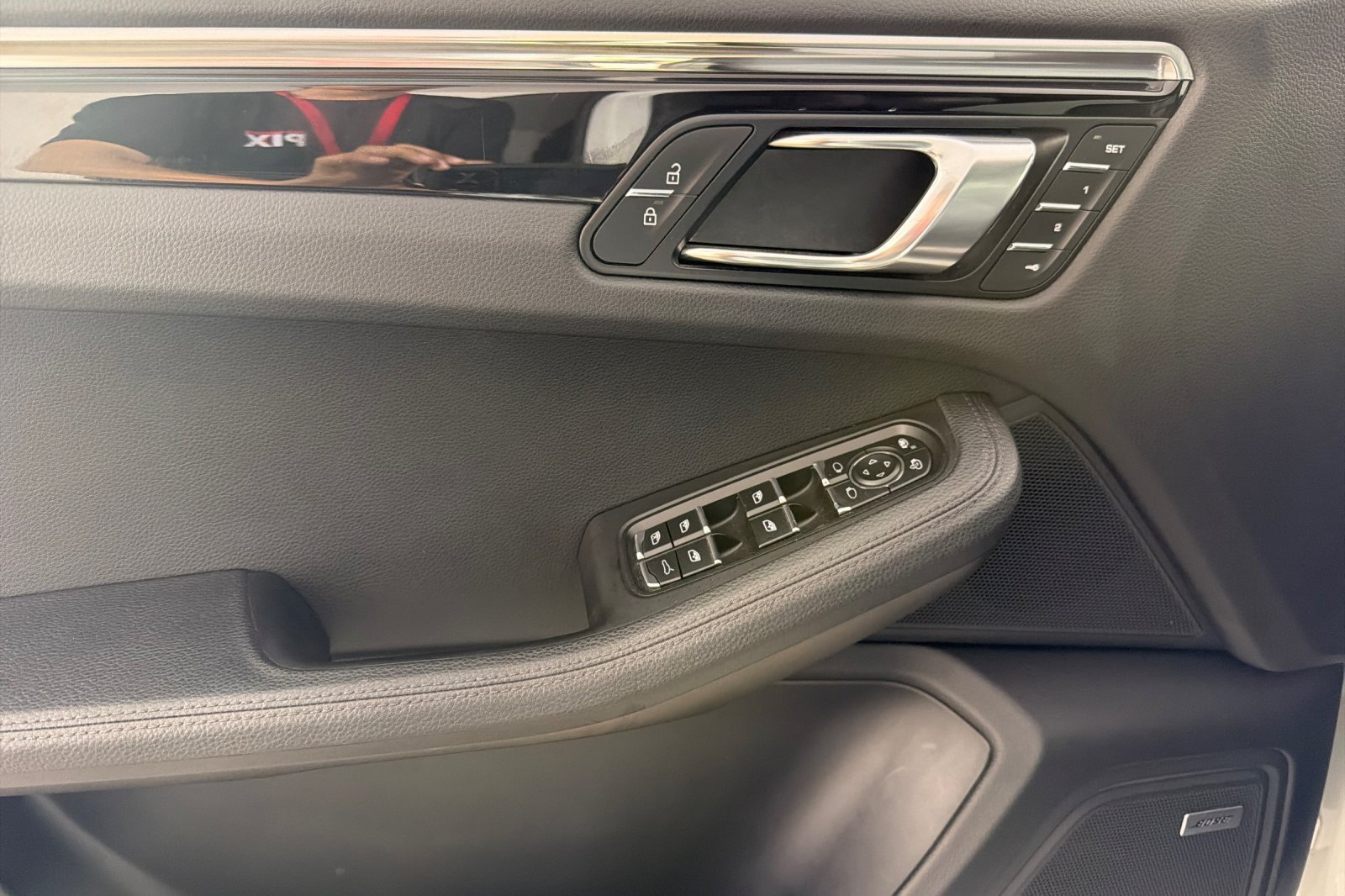 Used 2020 Porsche Macan AWD/4WD image 10