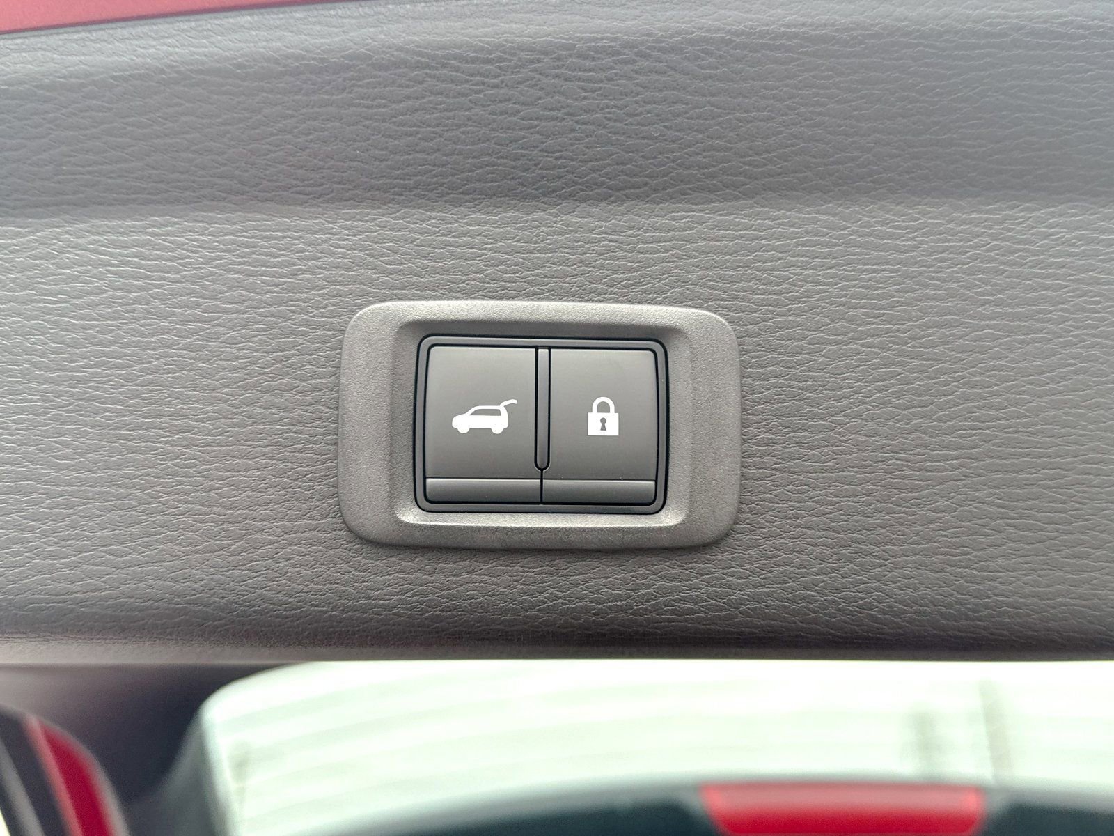 New 2025 Mitsubishi Outlander SEL image 18