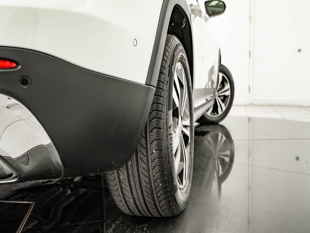 Certified 2024 Mercedes-Benz GLB 250 4MATIC image 53