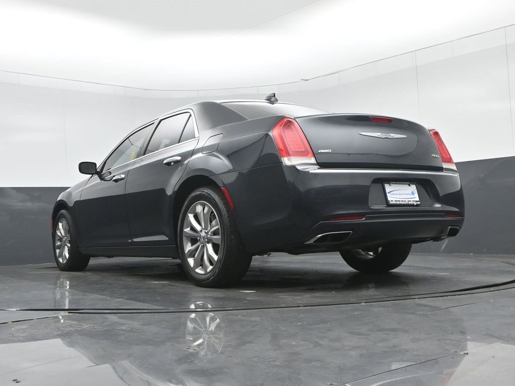 Used 2018 Chrysler 300 Limited image 50