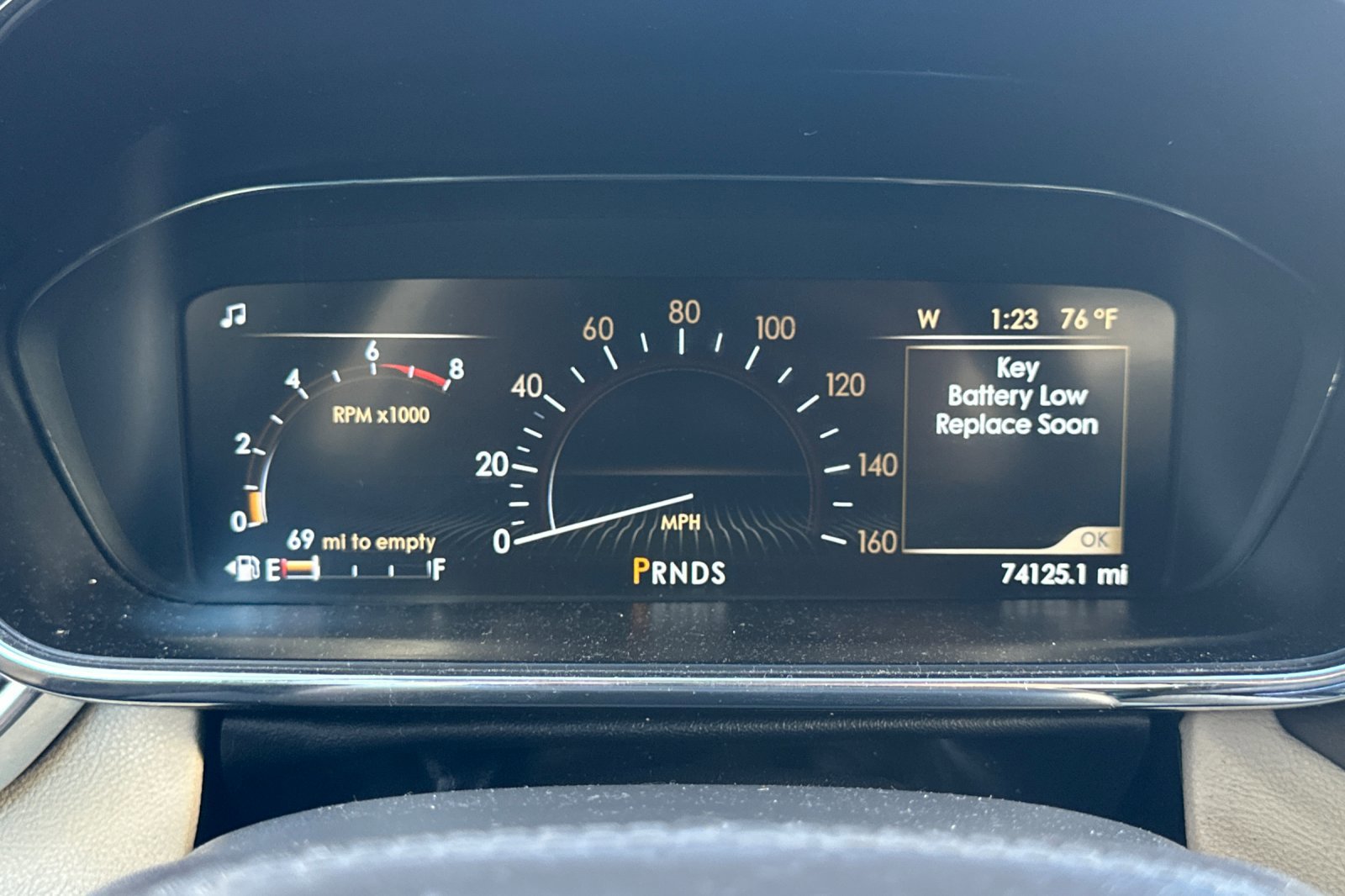 Used 2017 Lincoln Continental Select image 39