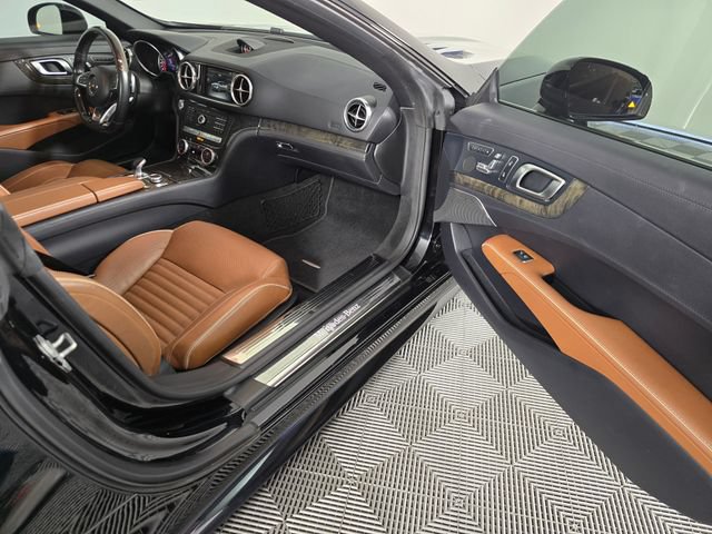 Used 2017 Mercedes-Benz SL 450 image 12