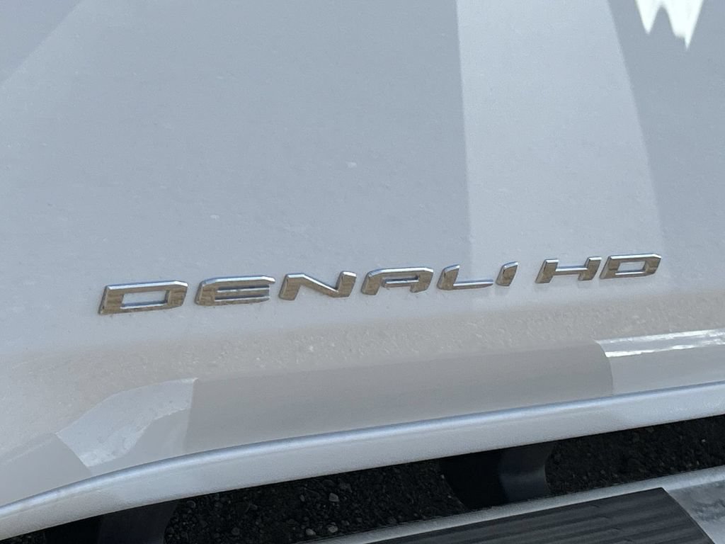New 2026 GMC Sierra 2500 Denali w/ Denali Reserve Package AWD/4WD image 32