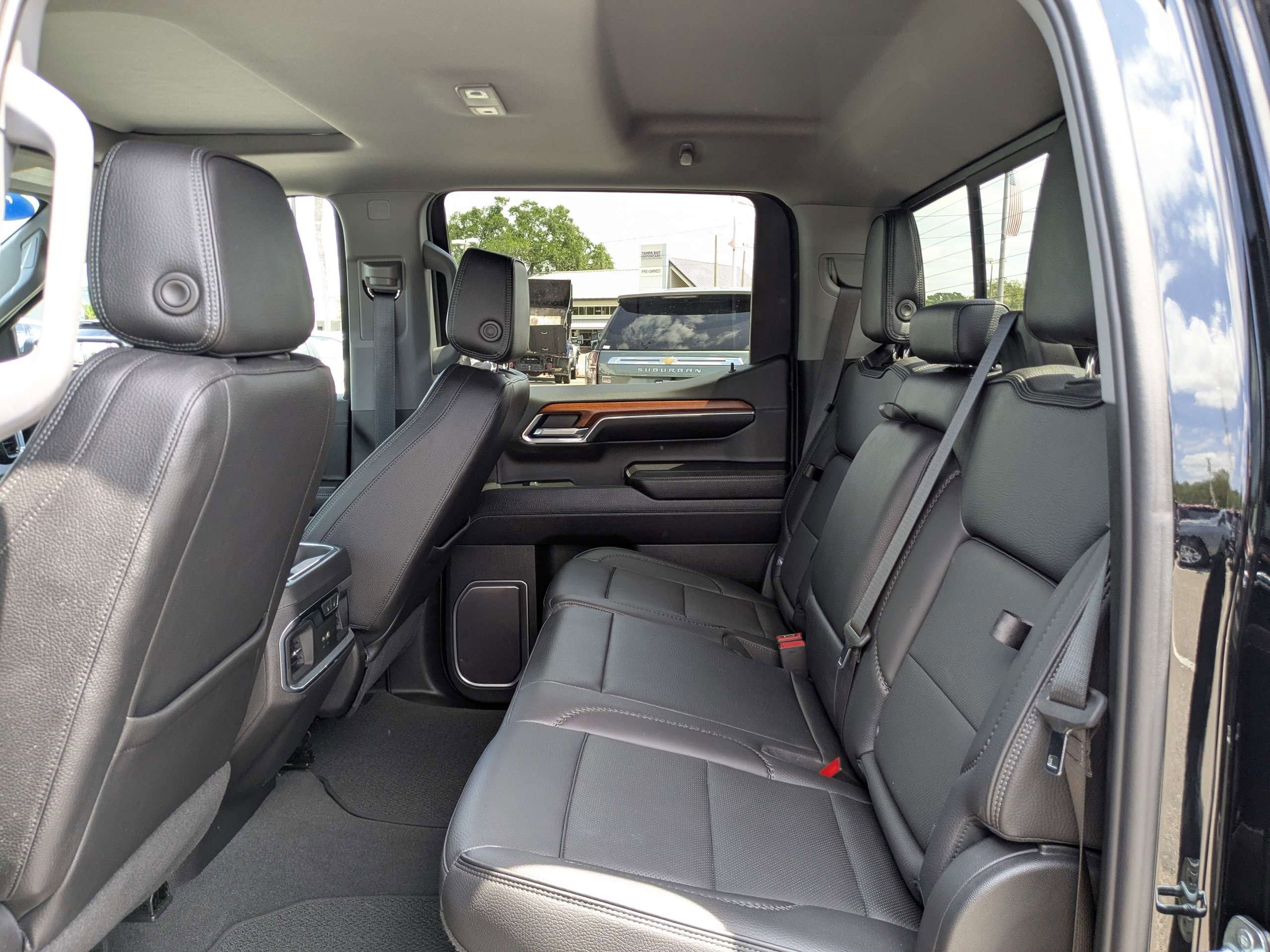 Used 2023 GMC Sierra 1500 Denali w/ Denali Reserve Package RWD image 13