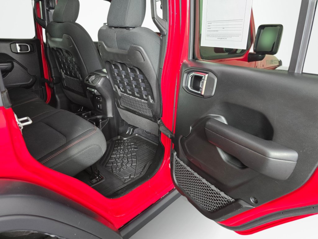 Used 2021 Jeep Wrangler Unlimited Rubicon AWD/4WD image 40