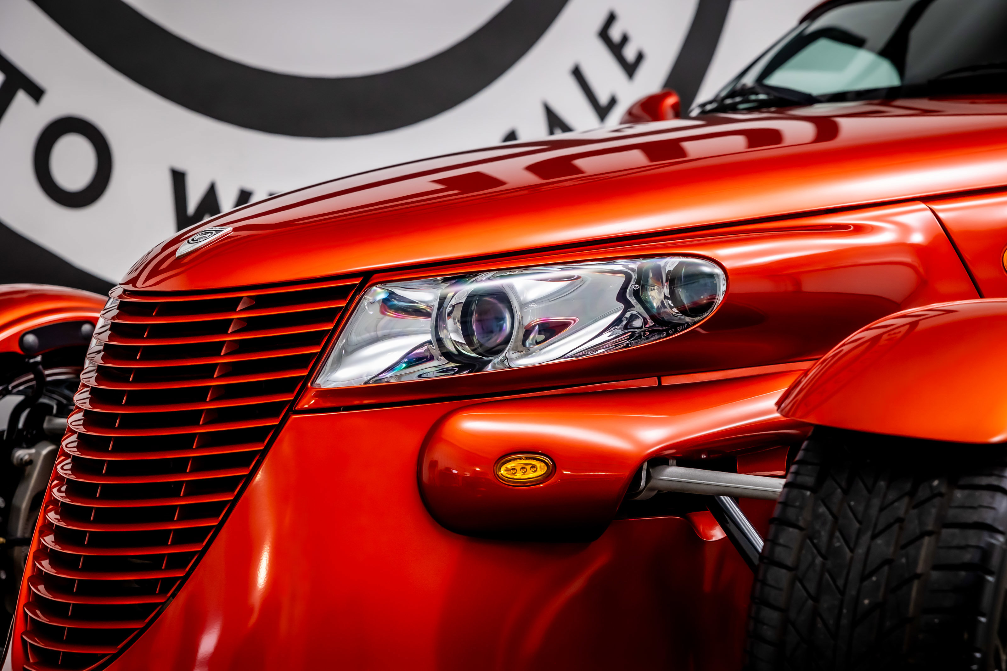 Used 2001 Chrysler Prowler image 13