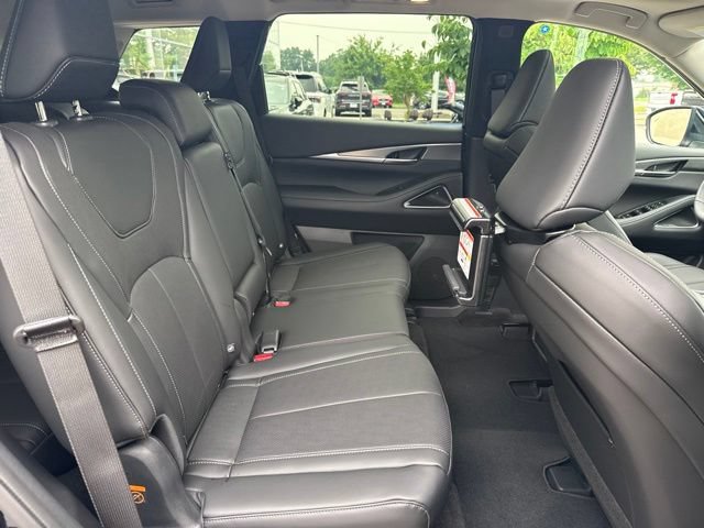 New 2027 INFINITI QX60 Luxe w/ Family Package AWD/4WD image 14