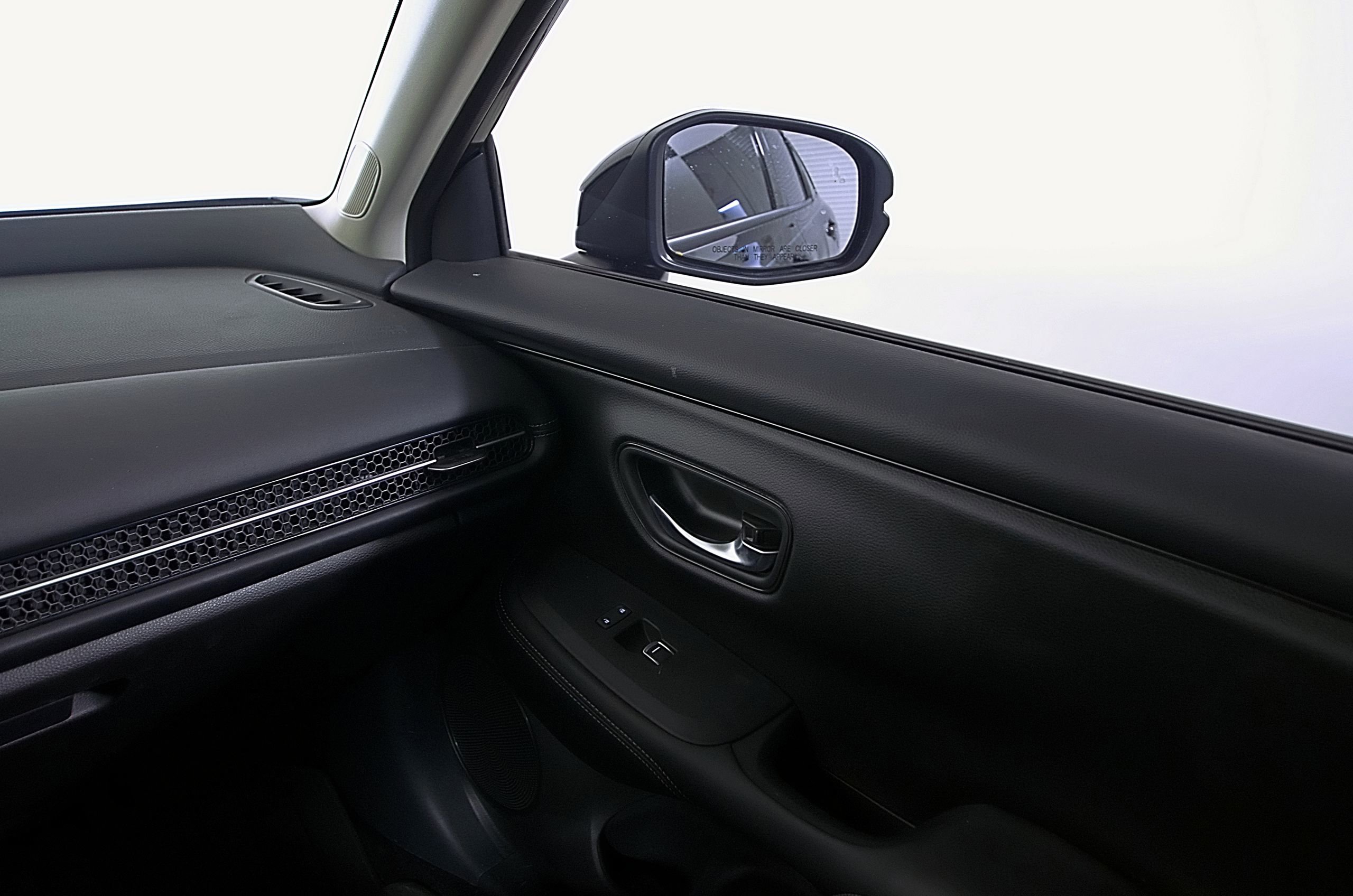 Used 2024 Honda HR-V EX-L image 18