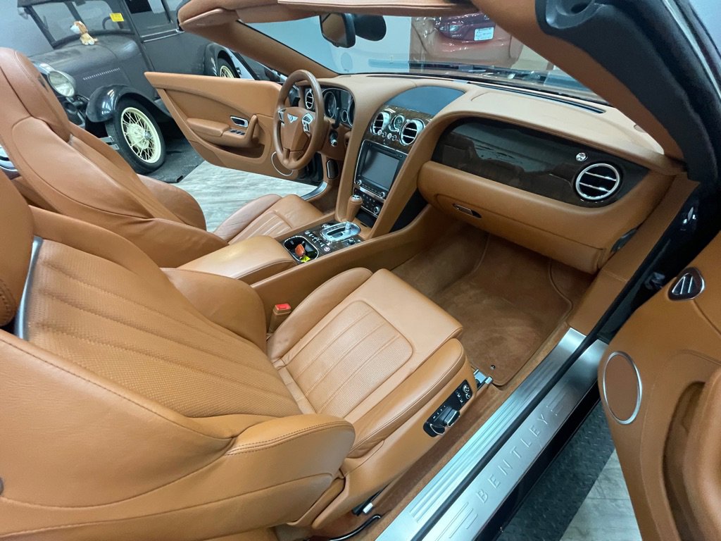 Used 2013 Bentley Continental GT AWD/4WD image 31
