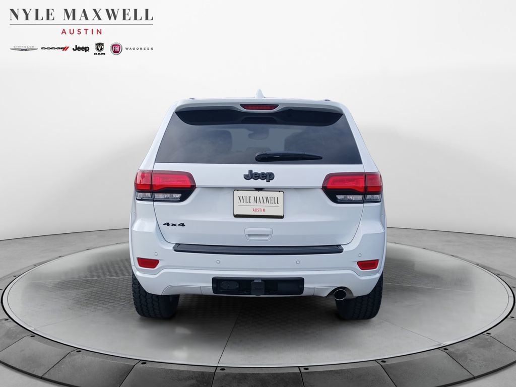 Used 2022 Jeep Grand Cherokee Laredo X AWD/4WD image 15