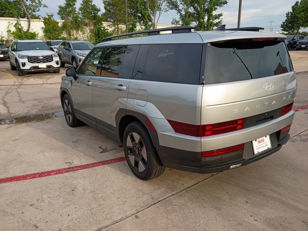 Used 2025 Hyundai Santa Fe SEL FWD image 8