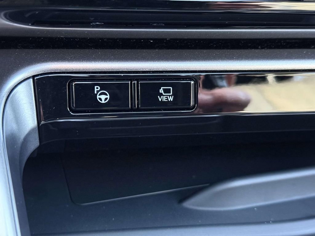 Used 2025 Lexus TX 350 AWD w/ Technology Package image 25