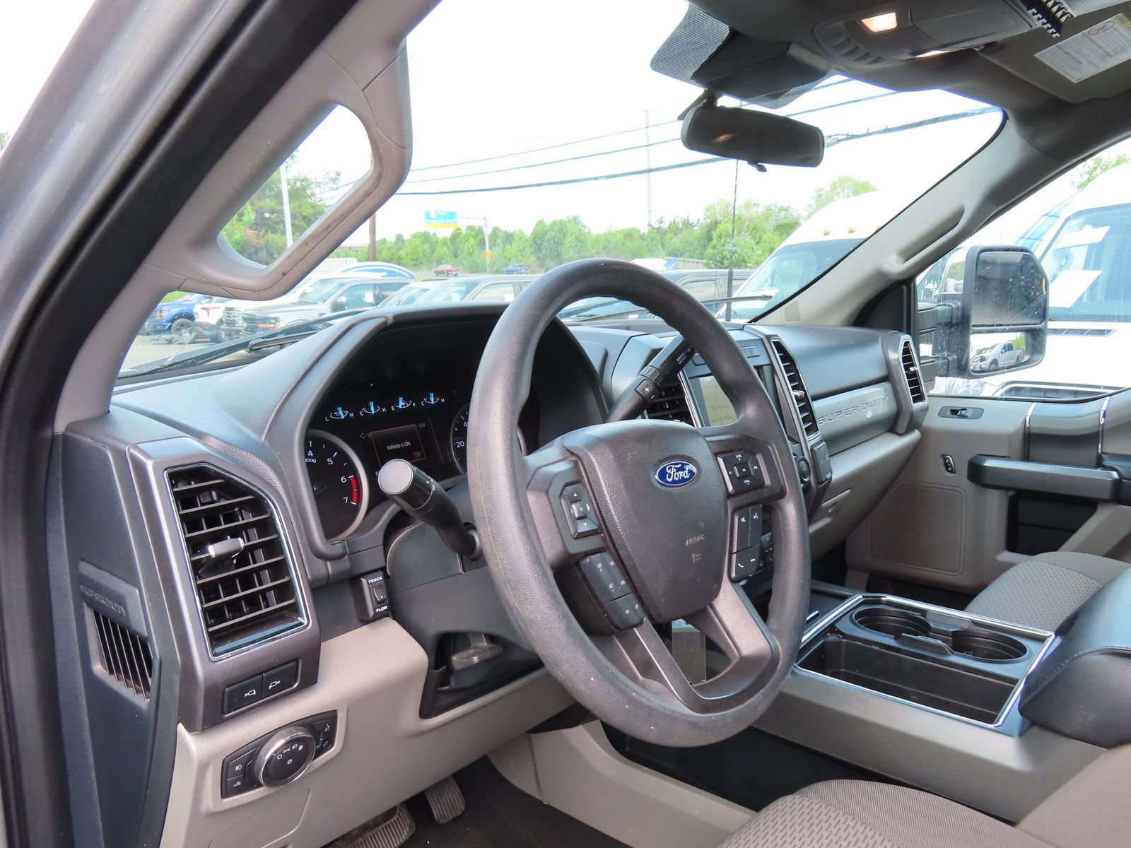 Used 2022 Ford F250 XLT w/ XLT Premium Package AWD/4WD image 16