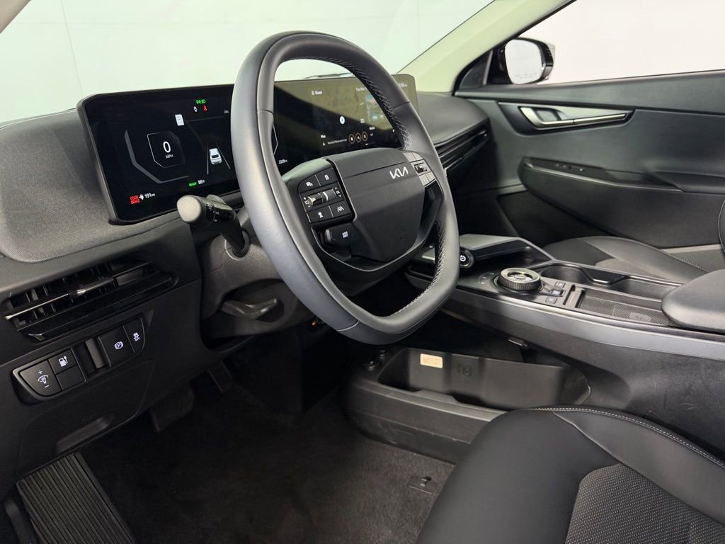 Used 2025 Kia EV6 Light w/ Light LR Technology Package image 22