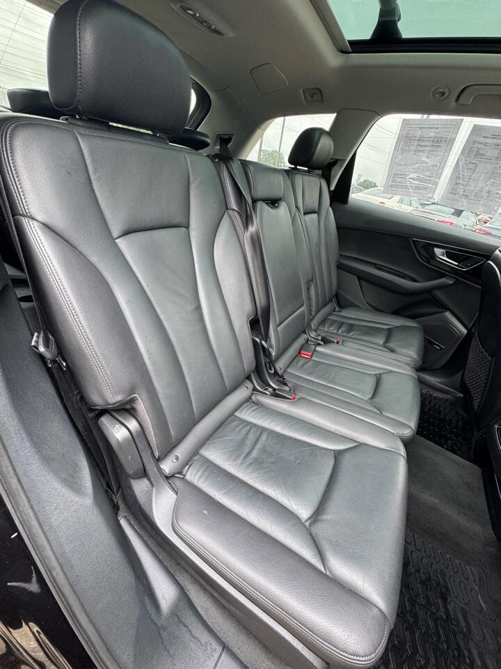 Used 2017 Audi Q7 3.0T Premium Plus w/ Premium Plus Package image 21