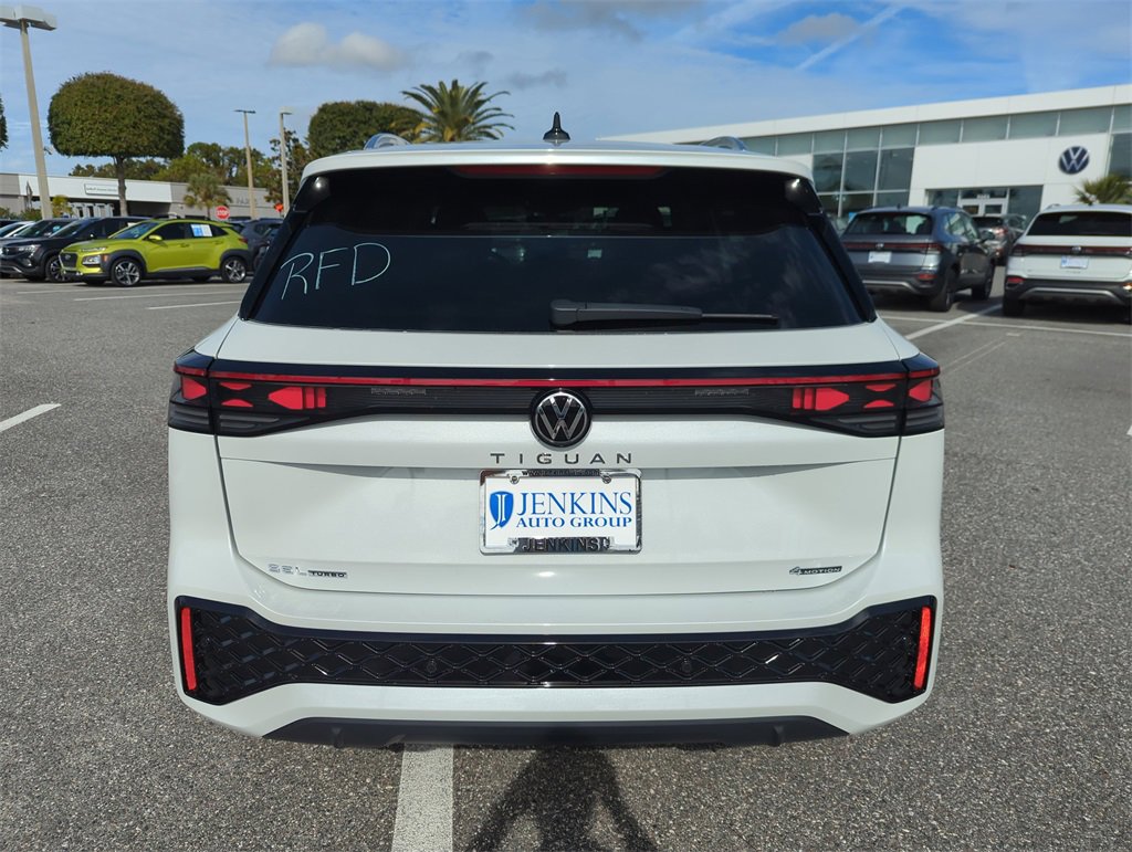 New 2026 Volkswagen Tiguan SEL R-Line image 7