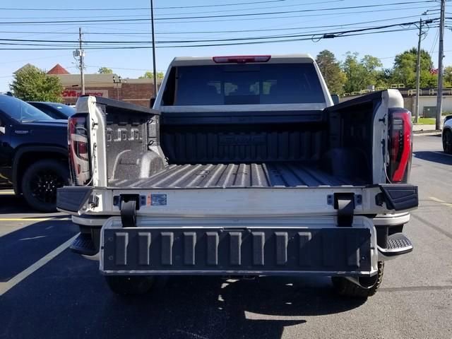 New 2026 GMC Sierra 2500 AT4 w/ AT4 Premium Plus Package image 5