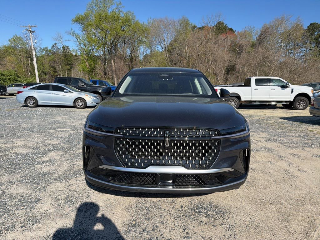 Used 2024 Lincoln Nautilus Premier image 8