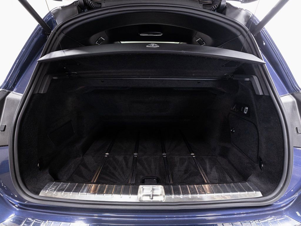 Used 2024 Mercedes-Benz Maybach GLS 600 4MATIC image 33