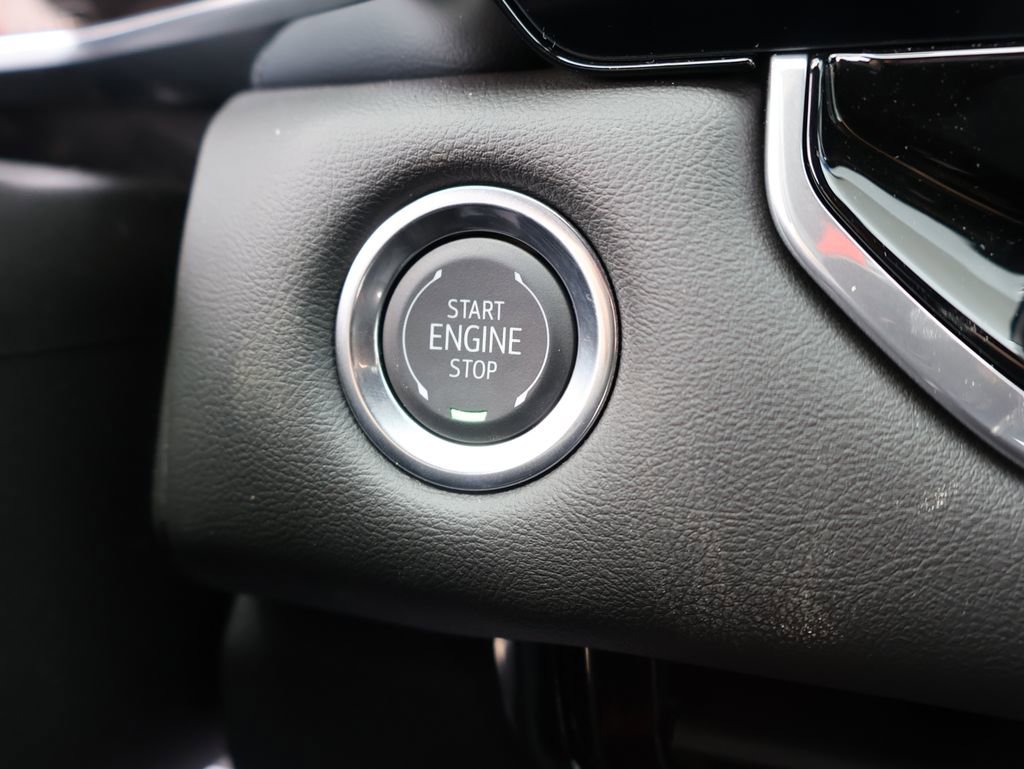 New 2026 GMC Canyon Elevation w/ Convenience Package image 19